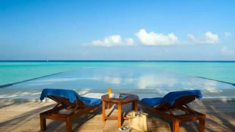 不通过代理怎么订马尔代夫？2025最新攻略，省下几千块自己也能搞定！